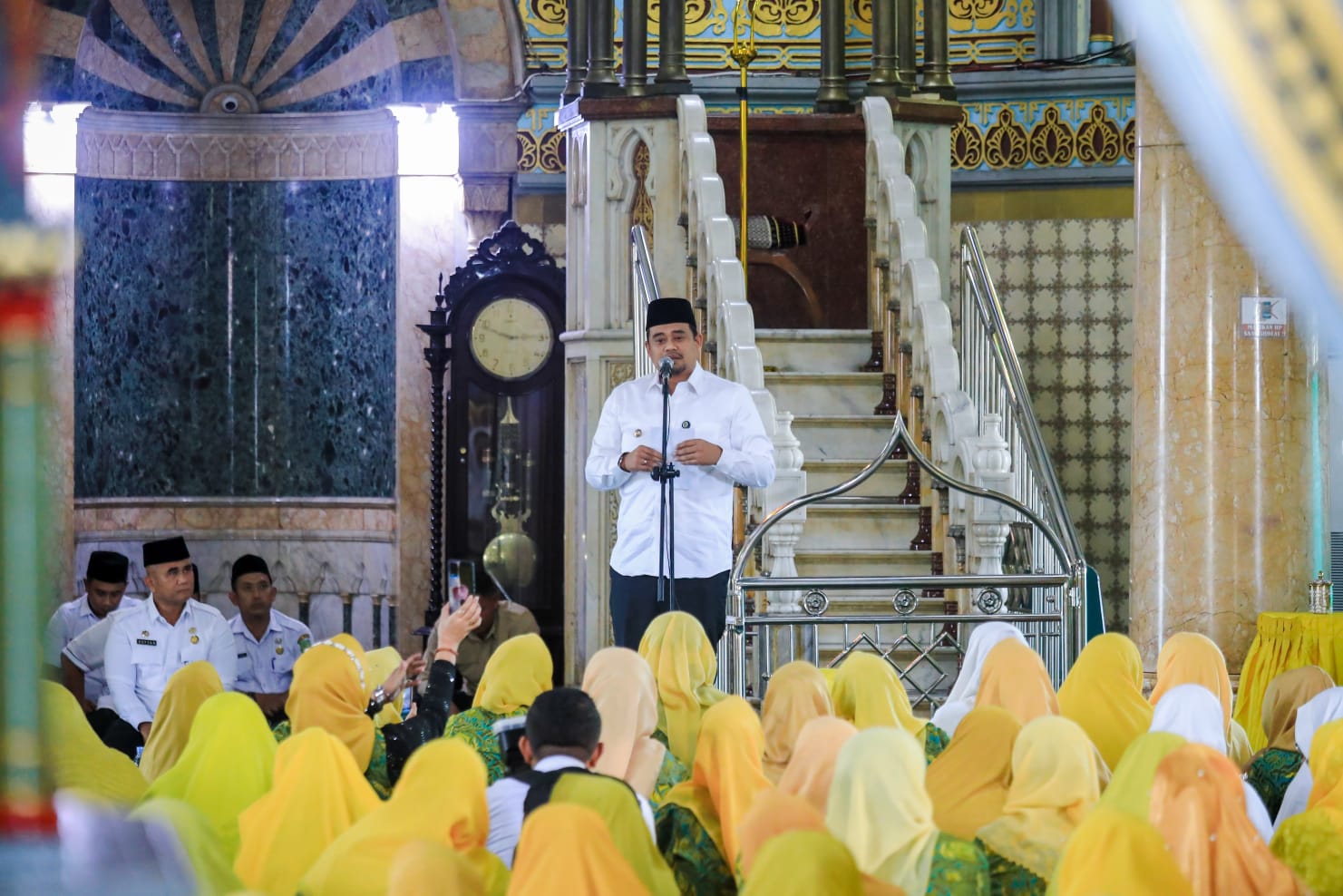 Wali Kota Medan Bobby Nasution saat menyampaikan sambutan dan arahan. BP/erwan