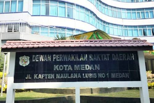 Terkait Krisis Air Bersih, Warga Titik Papan Datangi DPRD Medan
