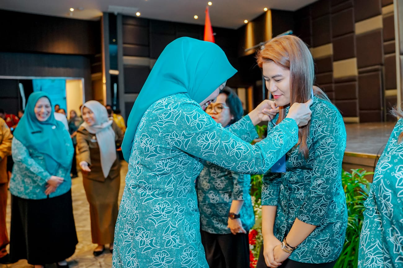 Ketua TP PKK Kota Medan Kahyang Ayu M Bobby Nasution saat acara warkshop . BP/erwan