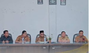 Pj Wali Kota Padangsidimpuan Letnan Dalimunthe saat membuka Kebijakan Merdeka Belajar dan Rapat Kerja Tahunan Pendidikan di Aula Dinas Pendidikan Kota Padangsidimpuan, Rabu (10/9-24). Foto : BP/Ist