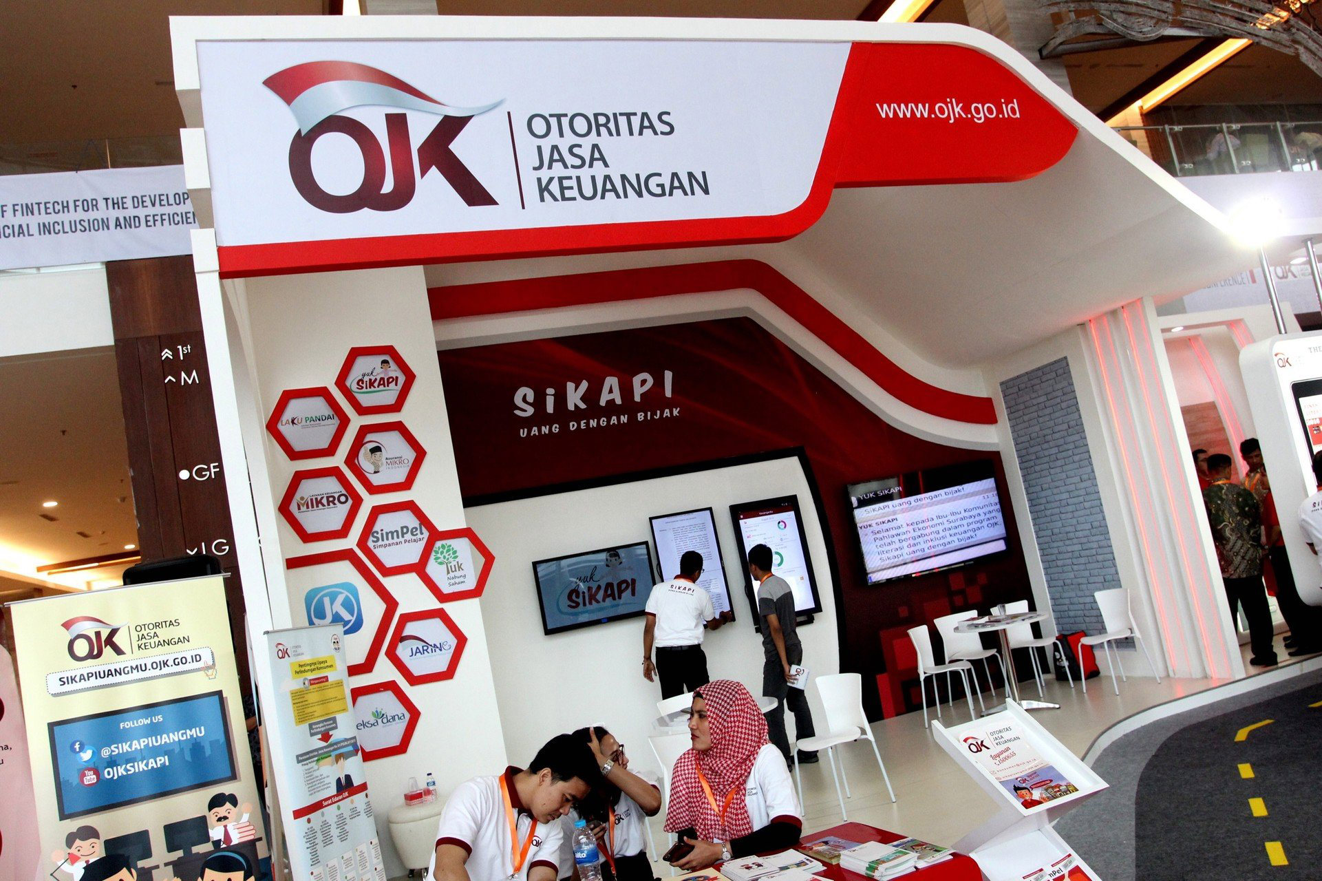 OJK Dorong Literasi Keuangan untuk Anak Muda dalam Mengakses Produk Keuangan Digital