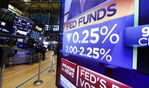 Penurunan Suku Bunga The Fed Terhambat oleh Besarnya Defisit AS