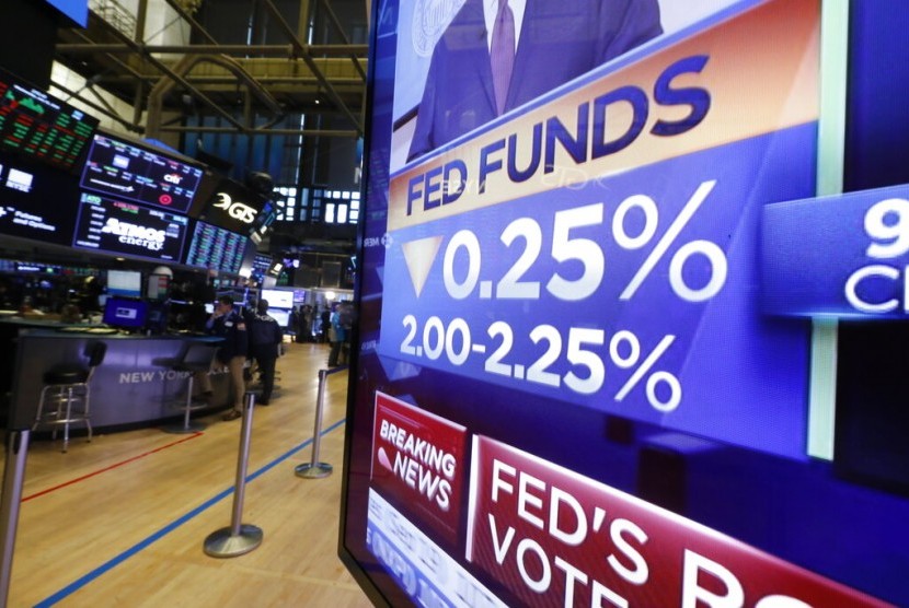 Penurunan Suku Bunga The Fed Terhambat oleh Besarnya Defisit AS