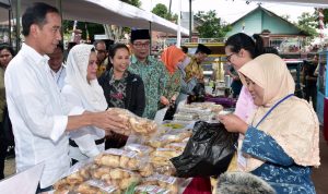 Presiden Jokowi: Program PNM Mekaar Tingkatkan Kelas Usaha UMKM