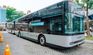 Bus listrik gratis Pemko Medan mulai diminati warga. BP/erwan