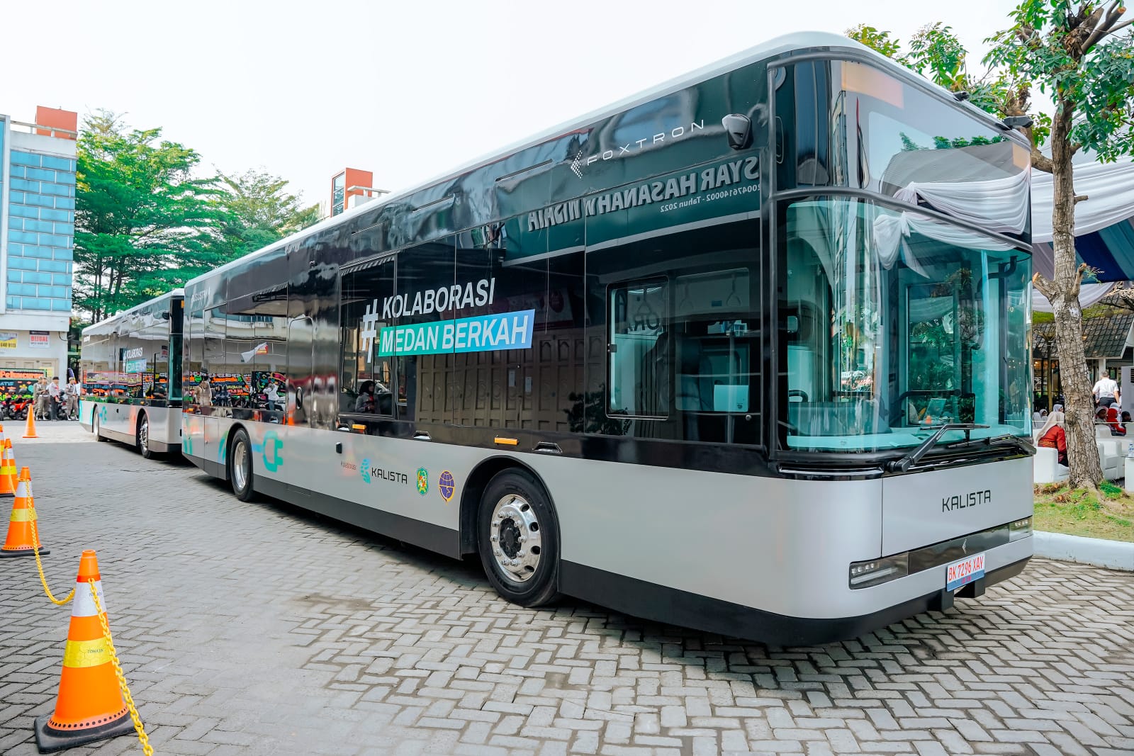 Bus listrik gratis Pemko Medan mulai diminati warga. BP/erwan
