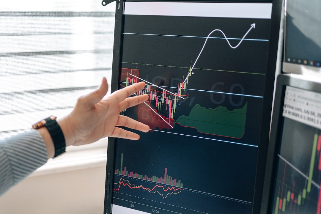 10 Tips Jitu dan Trik Bermain Saham Bagi Pemula