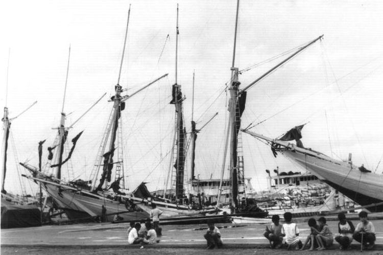 sejarah - kapal pinisi