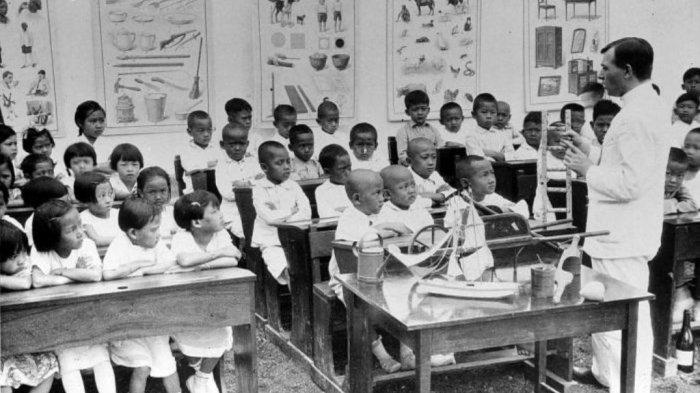 Menilik Perkembangan Pendidikan Era Kolonial di Indonesia