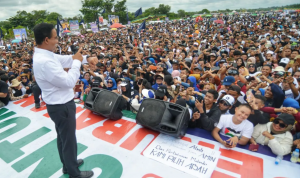 Calon Presiden (Capres) Anies Rasyid Baswedan saat kampanye di Kabupaten Sintang, Kalimantan Barat, Rabu (7/2/2024). (Dok. Timnas AMIN)