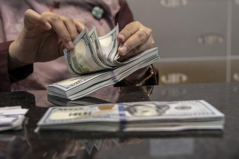 Data Pertumbuhan Ekonomi Kuat Menahan Pelemahan Rupiah