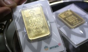 Harga Emas Batangan Antam Stagnan di Rp1.135.000 per Gram pada Senin Pagi