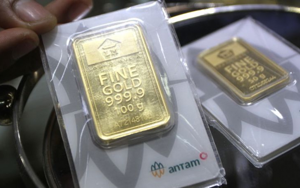 Harga Emas Batangan Antam Stagnan di Rp1.135.000 per Gram pada Senin Pagi