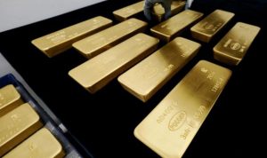 Harga Emas Berjangka Turun Akibat Penguatan Indeks Dolar AS