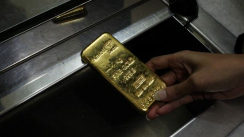 Harga Emas Berjangka Turun di COMEX Menyusul Kenaikan U.S. Treasury