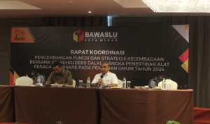 Rapat koordinasi bersama stakeholder dalam penertiban Alat Peraga Kampanye (APK). BP/erwan