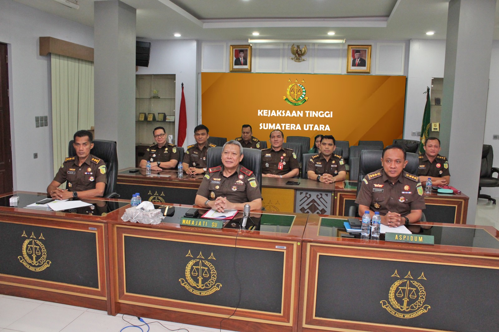 Kajati sumut memimpin rapat zoom.(istimewa)