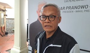 Ketua Tim Penjadwalan Tim Pemenangan Nasional (TPN) Ganjar Pranowo-Mahfud MD, Aria Bima saat ditemui di Jakarta Pusat, Senin (1/1/2024). (KOMPAS.com/ADHYASTA DIRGANTARA)