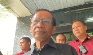 Calon wakil presiden nomor urut 3 Mahfud MD ditemui di Gedung High End, Kebon Sirih, Jakarta Pusat, Senin (19/2/2024). (Dok. Istimewa)