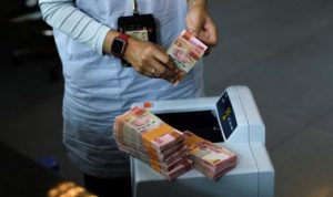 Nilai Tukar Rupiah Melemah di Pagi Hari, Mencapai Rp15.656 per Dolar AS