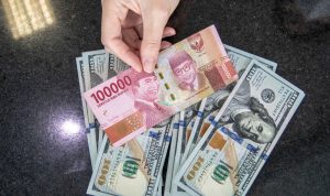 Nilai Tukar Rupiah Terhadap Dolar AS Menguat pada Perdagangan Pagi Senin