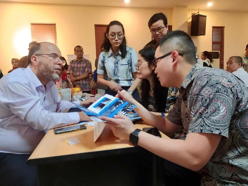 Pengusaha Libya dan Tunisia Kunjungi Kadin Jawa Timur untuk Membangun Kerja Sama Bisnis