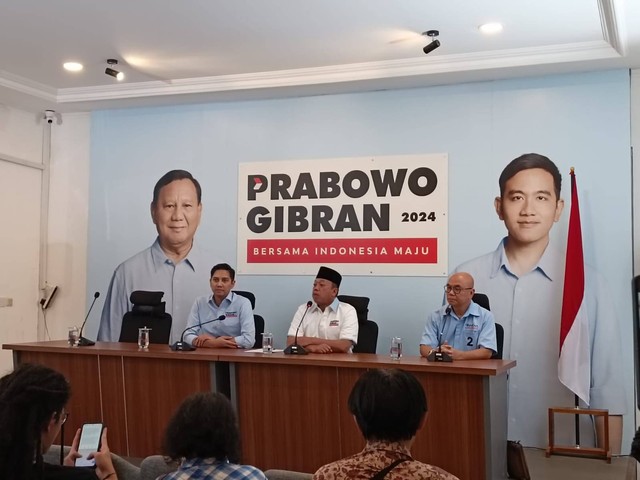 TKN Prabowo-Gibran konfirmasi pers persiapan kampanye akbar GBK 10 Februari, Kamis (8/2).  (Dok. Kumparan/Hedi)
