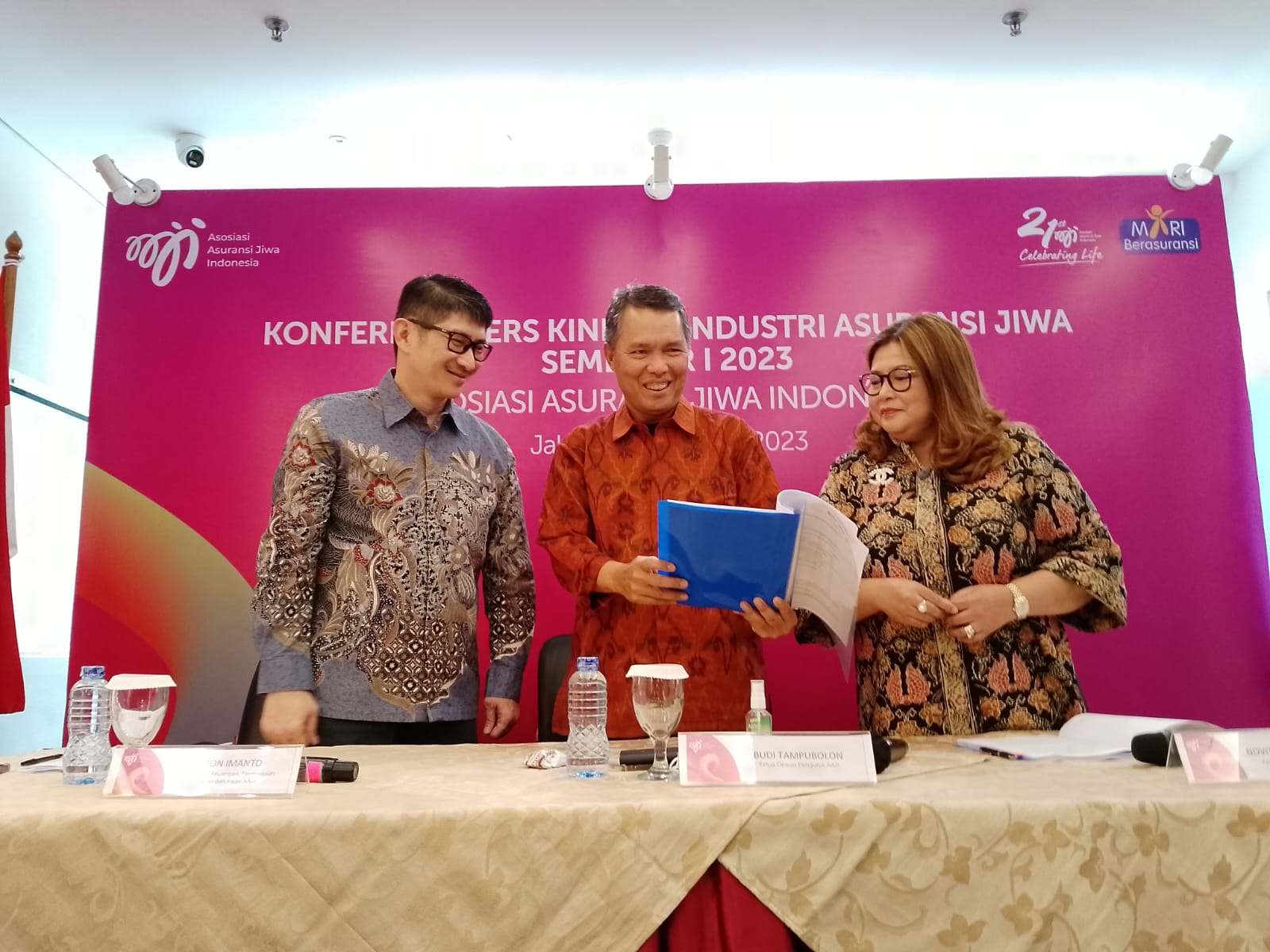 Premi Asuransi Jiwa Terkontraksi Namun Industri Asuransi Umum Tumbuh Signifikan