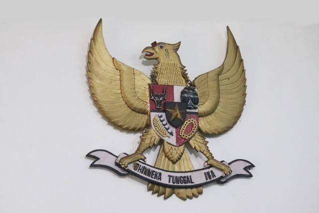 Sumber: kompas.com, detik.com