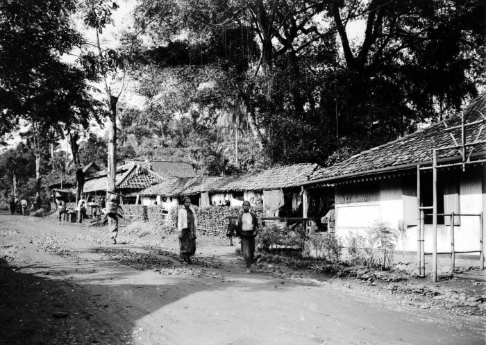 Sumber: kompas.com, detik.com