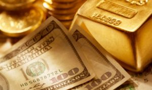 Harga Emas Berjangka Turun di COMEX New York Mercantile Exchange Akibat Penguatan Dolar AS
