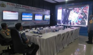 Komisioner Kompolnas ketika mengunjungi event F1 Powerboat.(istimewa)