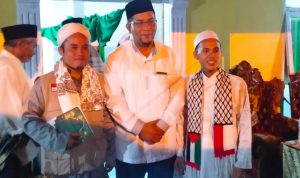 Wakil Bupati Tapsel Rasyid Assaf Dongoran dalam salah satu kegiatan dinas di Tapsel. Foto : BP/Ist