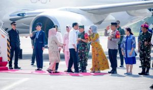 Presiden Republik Indonesia Joko Widodo beserta Ibu ketika kunjungan kerja ke Sumut.(Istimewa).