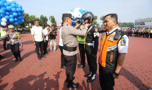 Kapolda Sumut memimpikan apel gelar pasukan.(Istimewa)