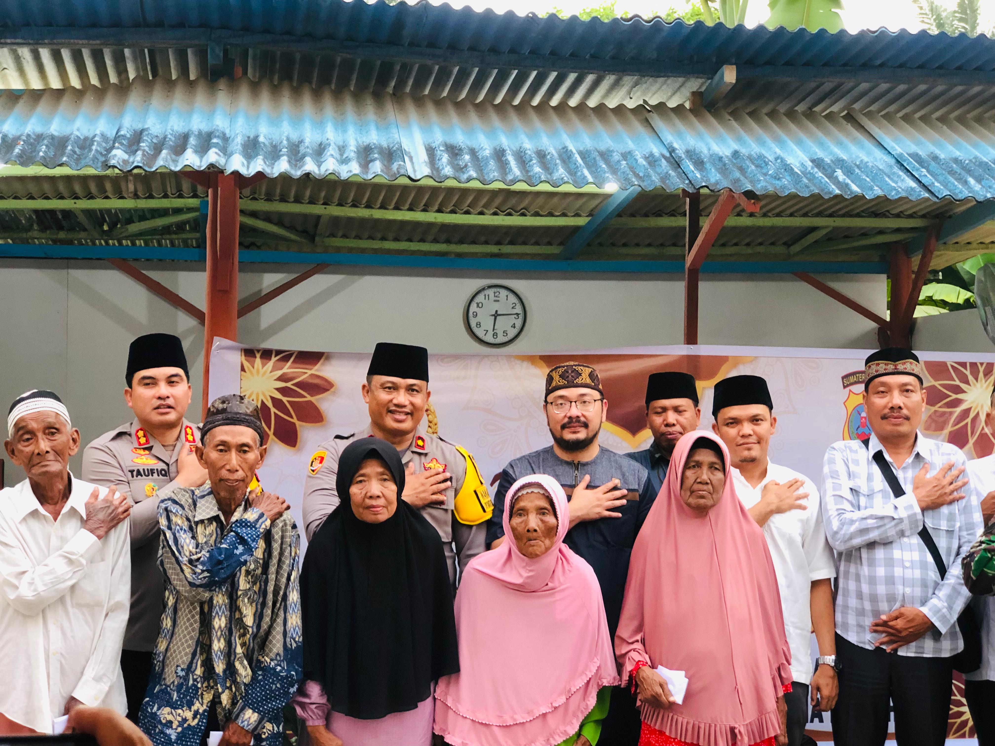 Kapolres Batubara bersama dengan masyarakat gelar buka puasa bersama.(Istimewa)