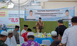 Wakil Wali Kota Medan Aulia Rachman saat memberikan sambutannya. BP/erwan