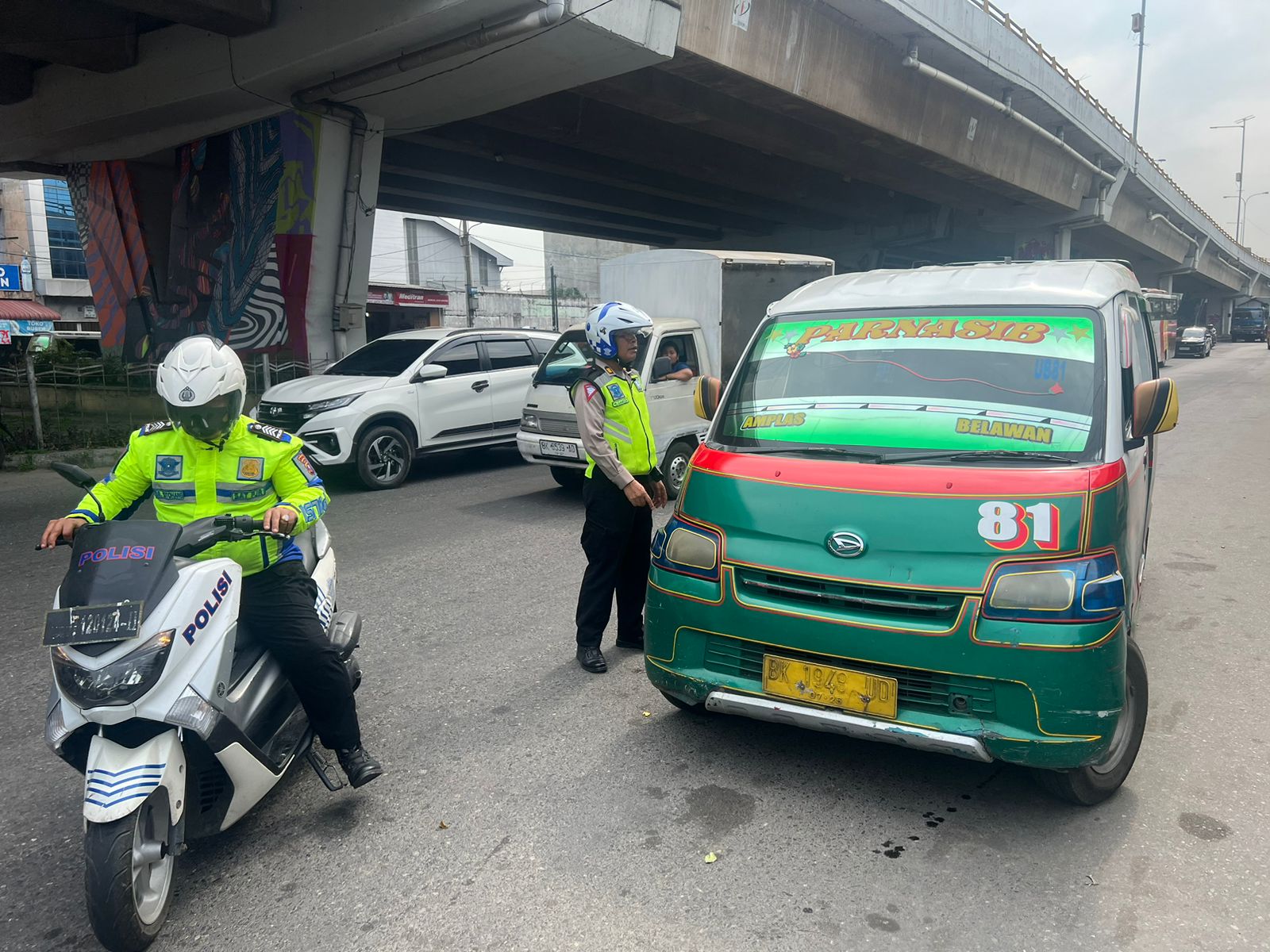 Personel kepolisian menggelar razia.(Istimewa)