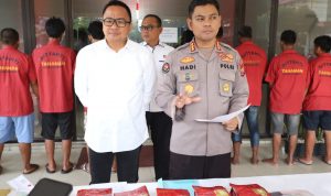 Direktur Reserse Narkoba Polda Sumut bersama dengan Kabid Humas.(Istimewa)