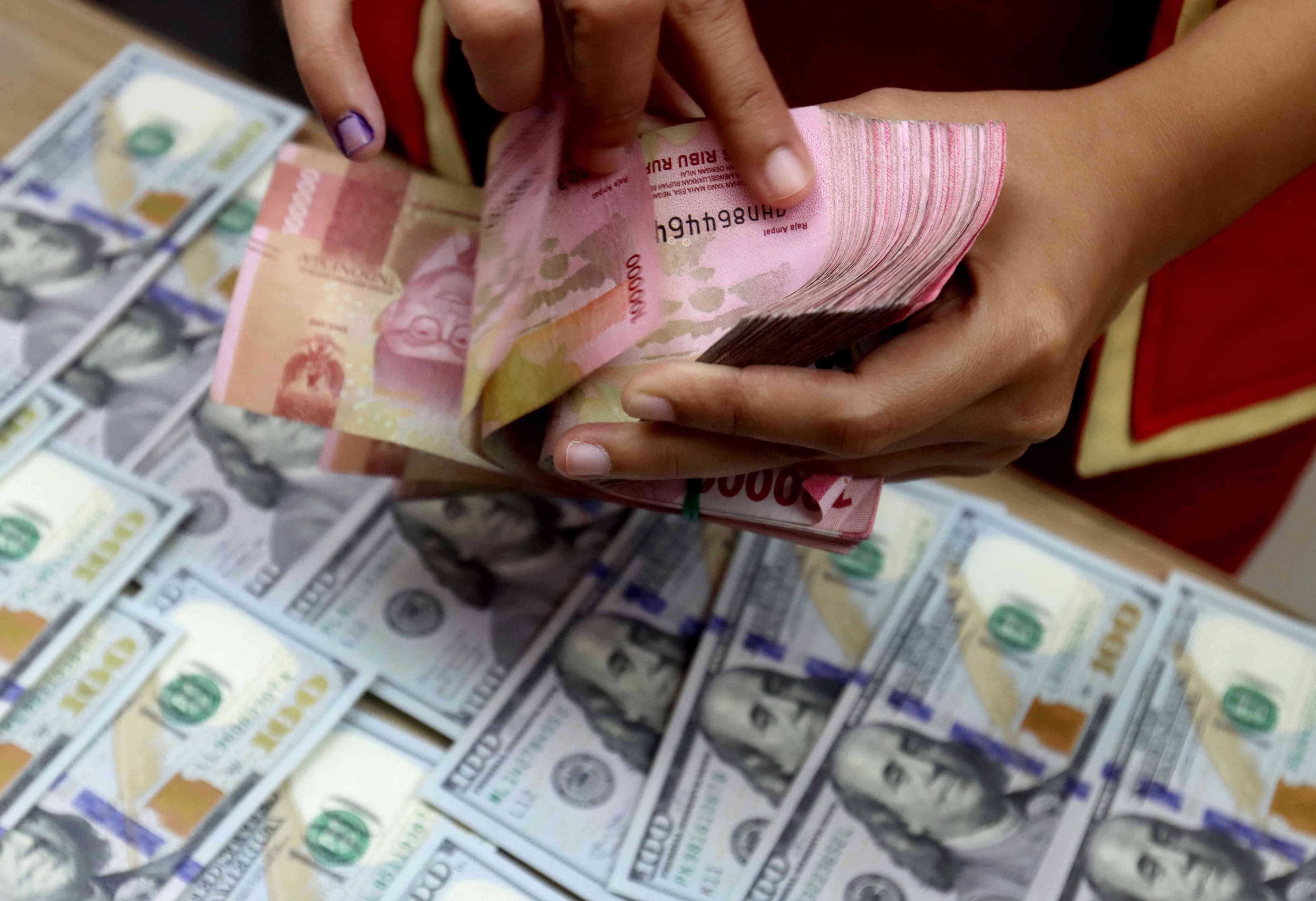 Kurs Rupiah Terhadap Dolar AS Naik Jadi Rp15.626 Pagi Jumat