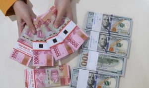 Nilai Tukar Rupiah Melemah 45 Poin Terhadap Dolar AS di Jakarta