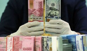 Rupiah Melemah Jelang Awal Pekan, Sentimen Terhadap Kebijakan Suku Bunga AS Mempengaruhi