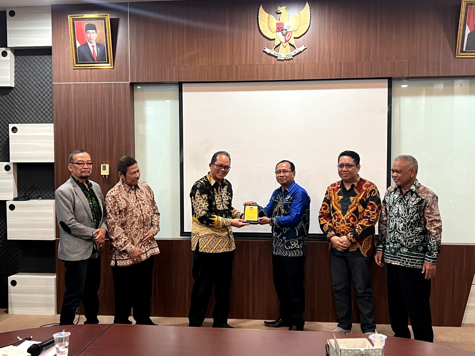 Sembilan Mahasiswa Poliban Kalsel Berhasil Raih Beasiswa IISMA 2024