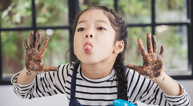 Anak Perempuan Rentan Lebih Tinggi Terkena Gangguan Disfomik Tubuh