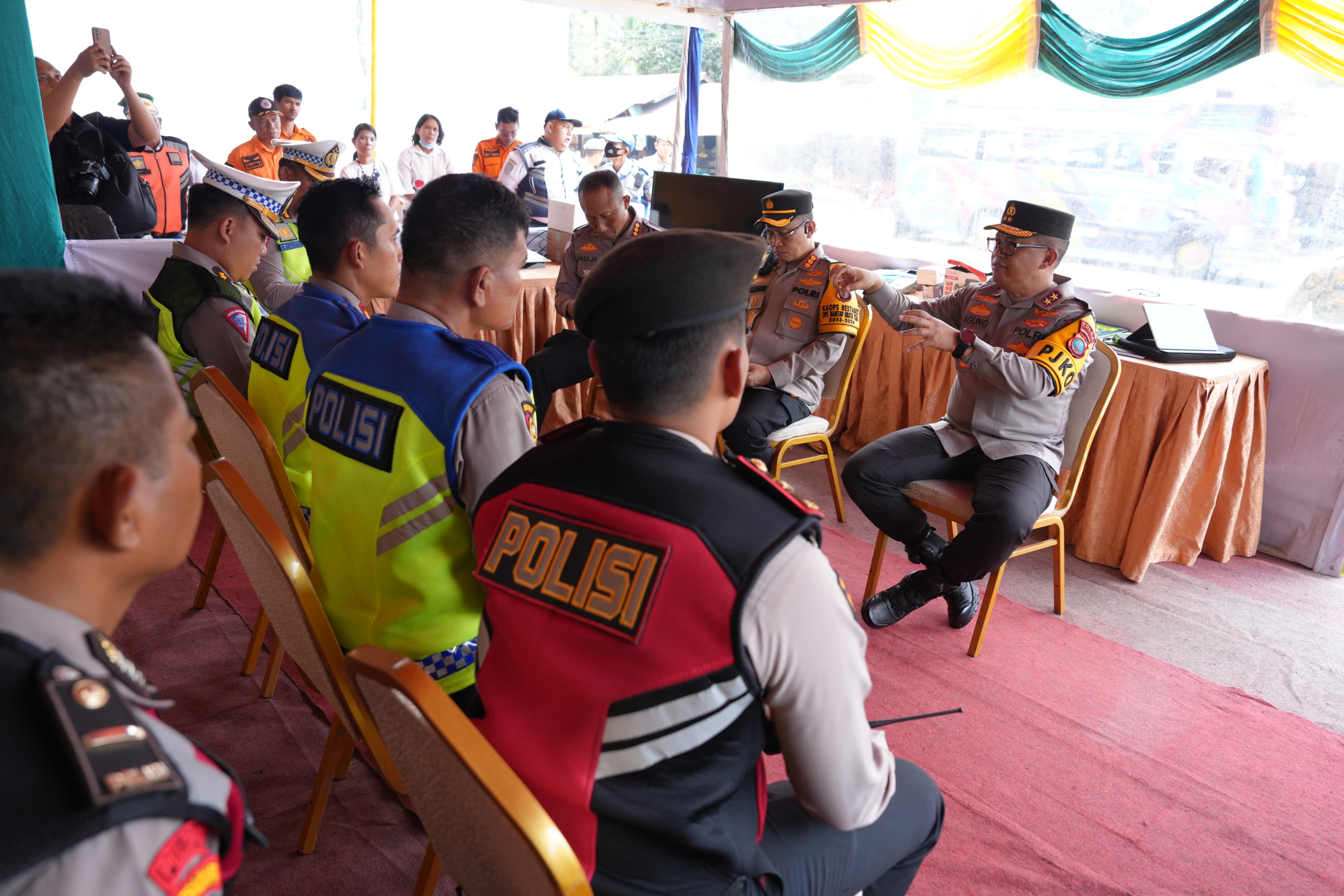 Kapolda Sumut kunjungi Pos Pam di Kecamatan Pancurbatu.(Istimewa)