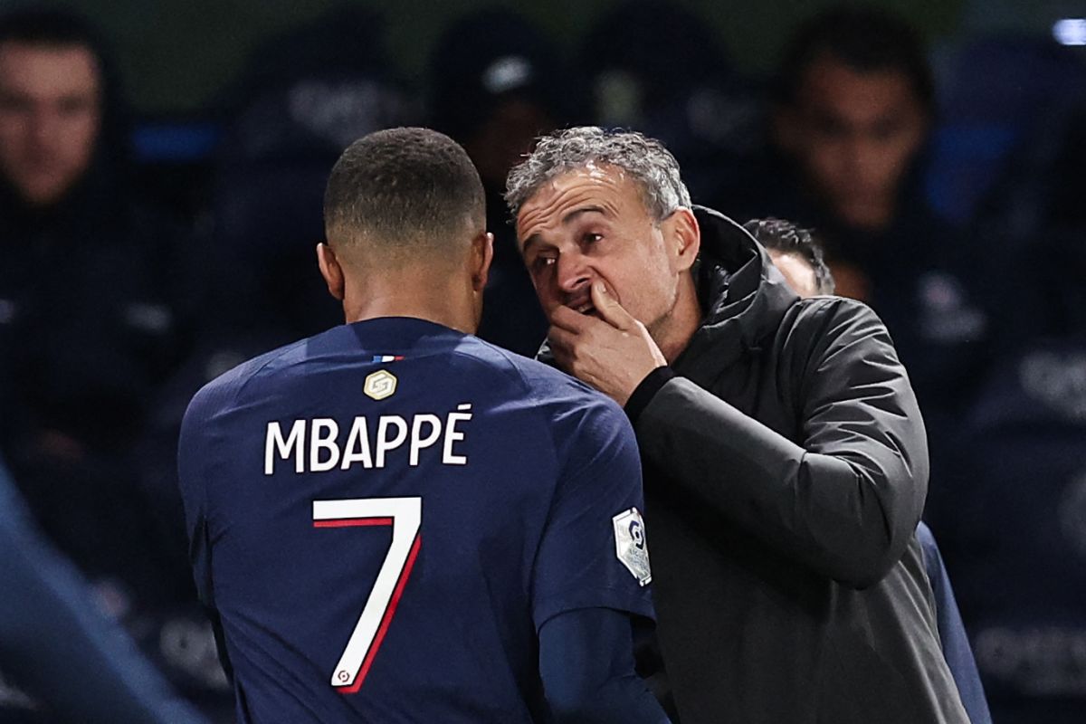 Luis Enrique Menegaskan Hubungannya dengan Mbappe Baik-Baik Saja, Tepis Kabar Ketidakakuran