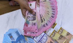 Nilai Tukar Rupiah Menguat Terhadap Dolar AS Sebelum Pengumuman RDG BI