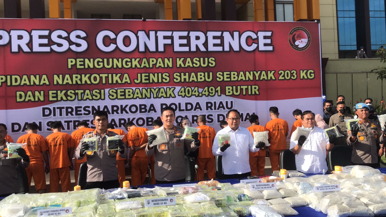 Polda Riau Berhasil Amankan Ribuan Butir Narkotika