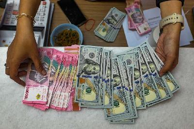 Rupiah Melemah Terhadap Dolar AS, Ditengarai Karena Penguatan Dolar