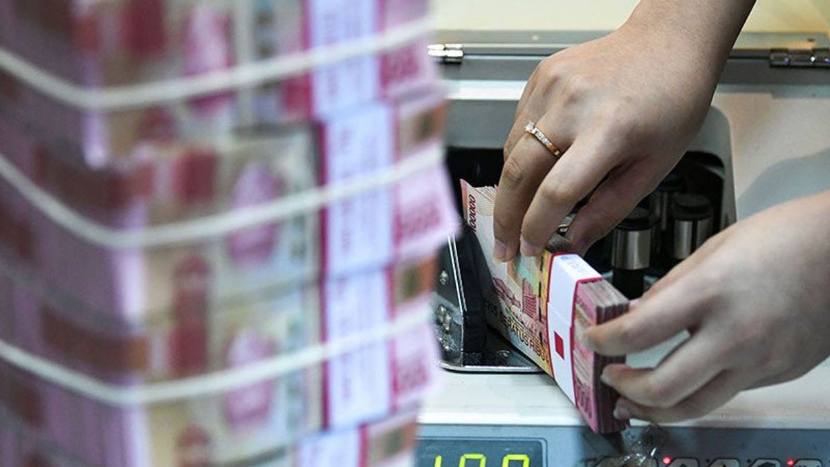 Fenomena 'Makan Tabungan' Masyarakat Indonesia Memburuk